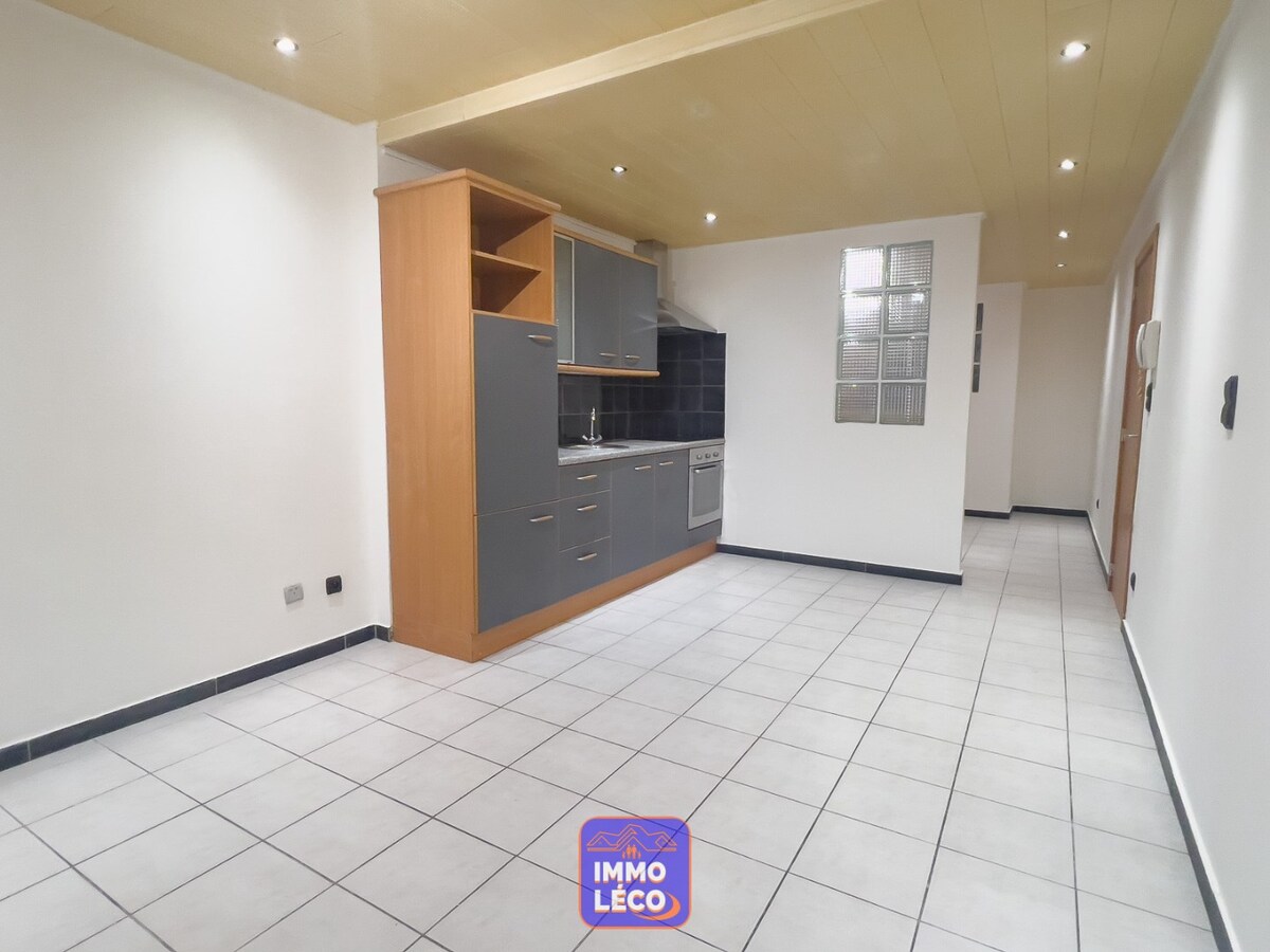 Studio tout confort avec chambre séparée, PARC DE Mouscron ! 