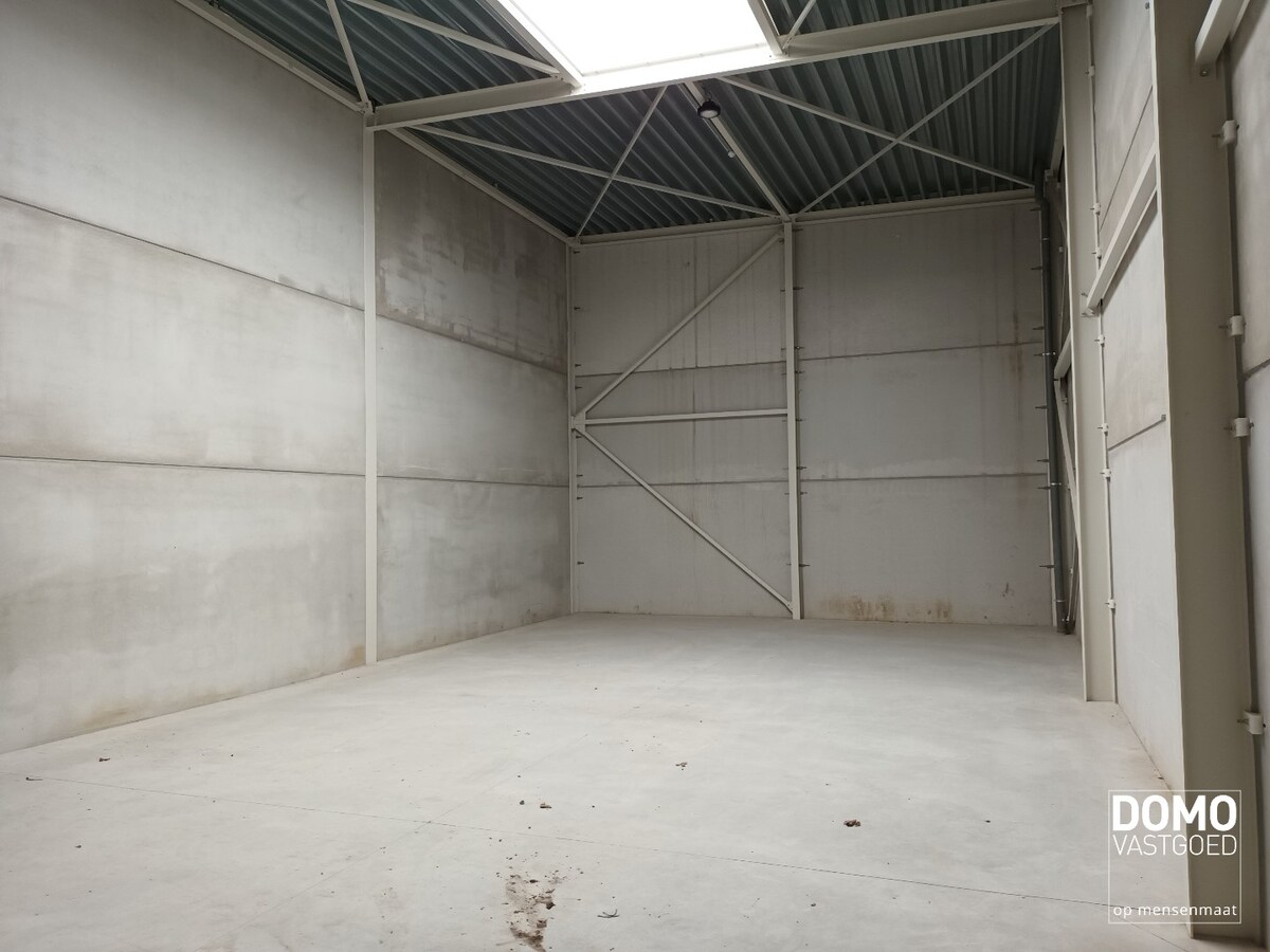 Centraal gelegen KMO-unit langs de grote ring van Hasselt 