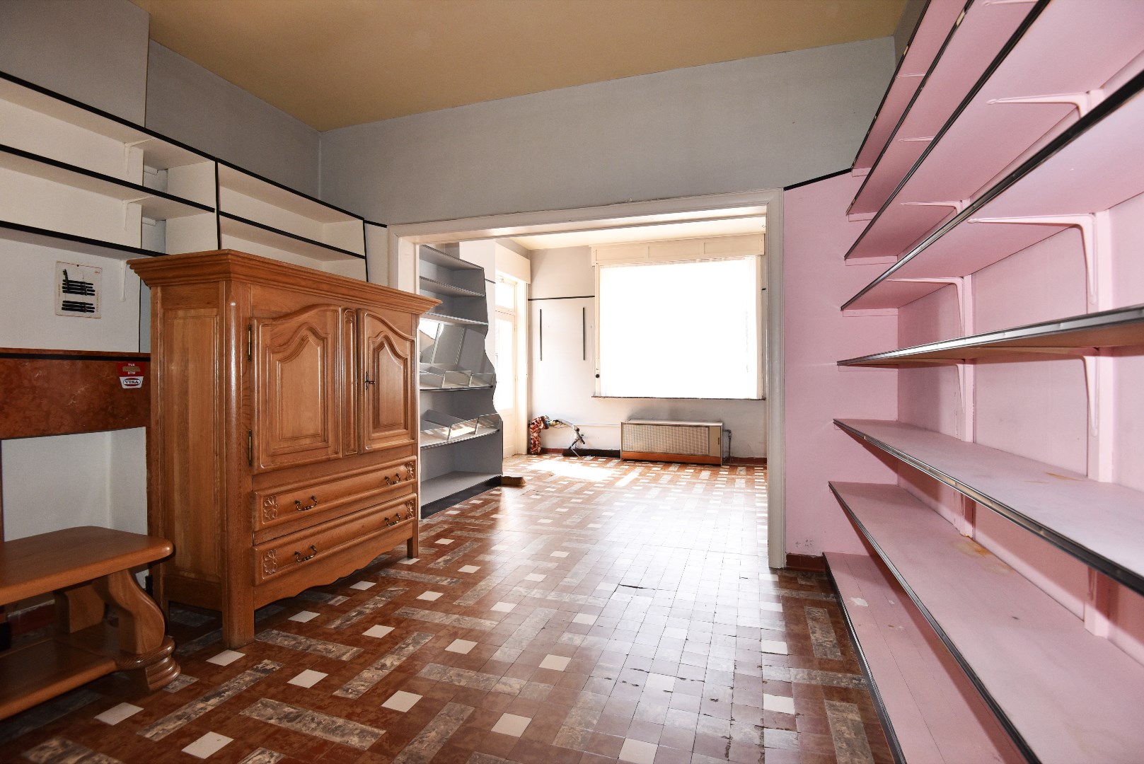 Ruime vrijstaande woning nabij Maldegem centrum 