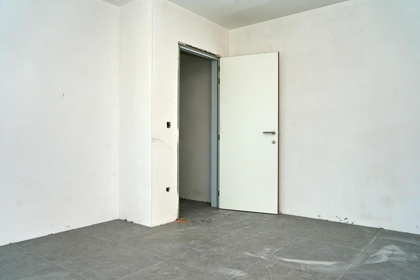 TE HUUR: Nieuwbouwproject: 5 app. boven apotheek “Bellen” 