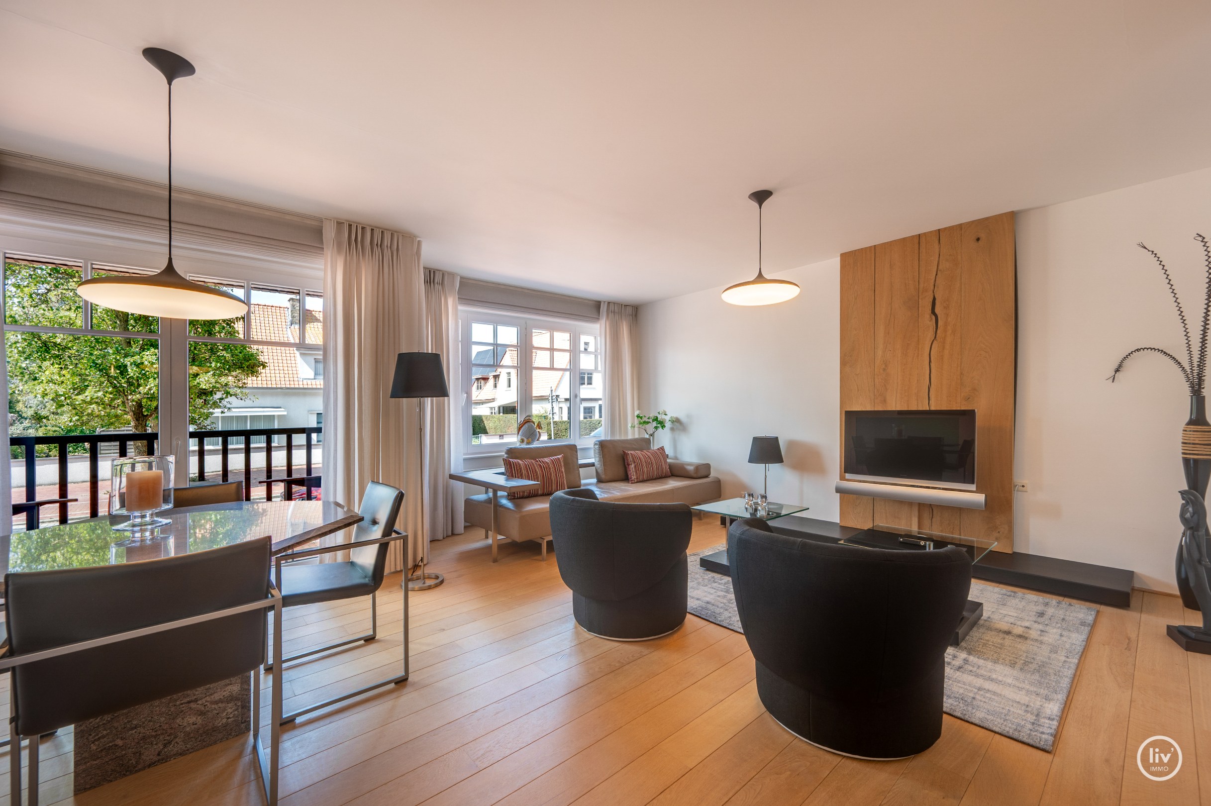 Appartement élégant et prêt à emménager avec une chambre à coucher et une terrasse ensoleillée près du Zegemeer et de la Lippenslaan. 