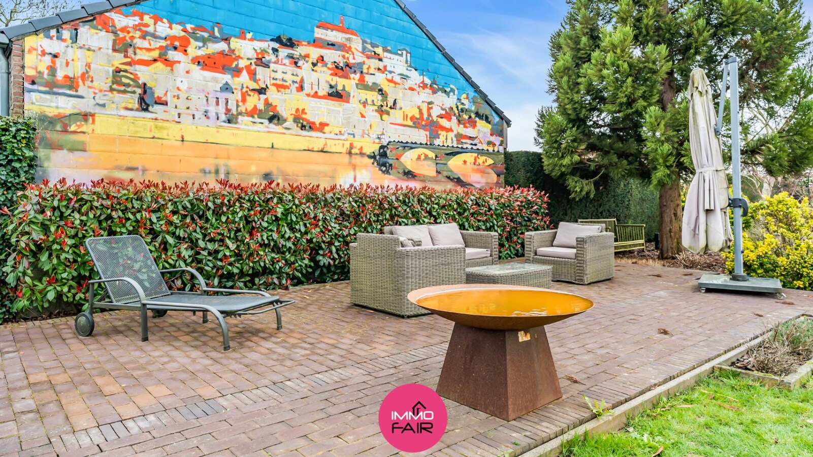 Vrijstaande woning op royaal perceel met panoramisch uitzicht, vlakbij Maastricht 