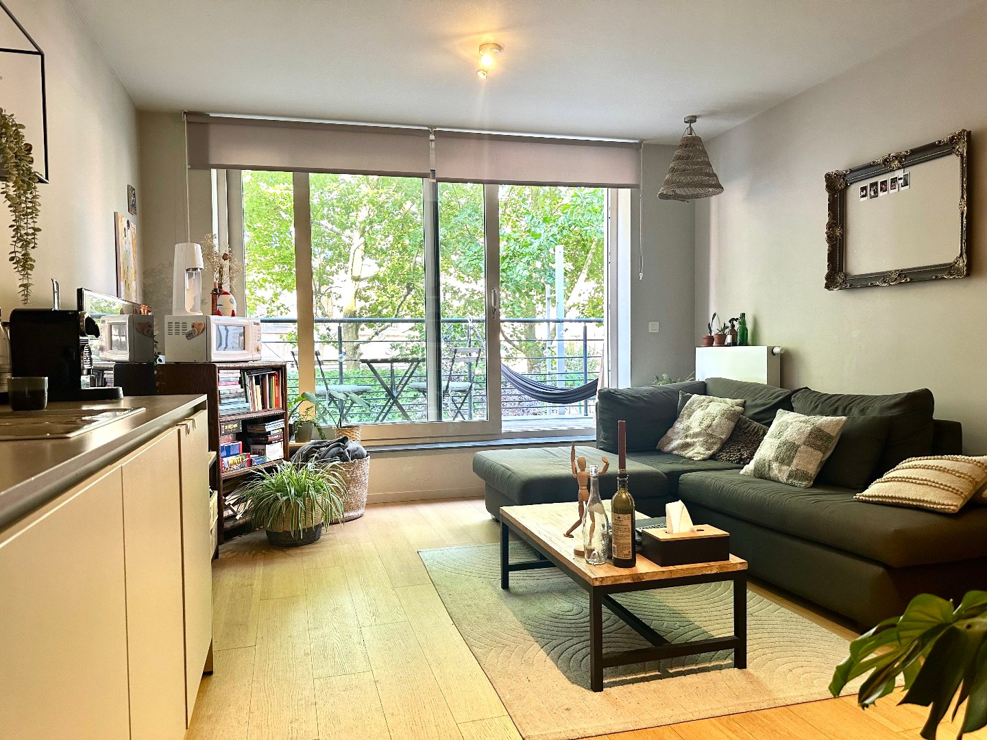 Zeer gezellige en lichtrijke duplexstudio met terras in hartje Gent! 