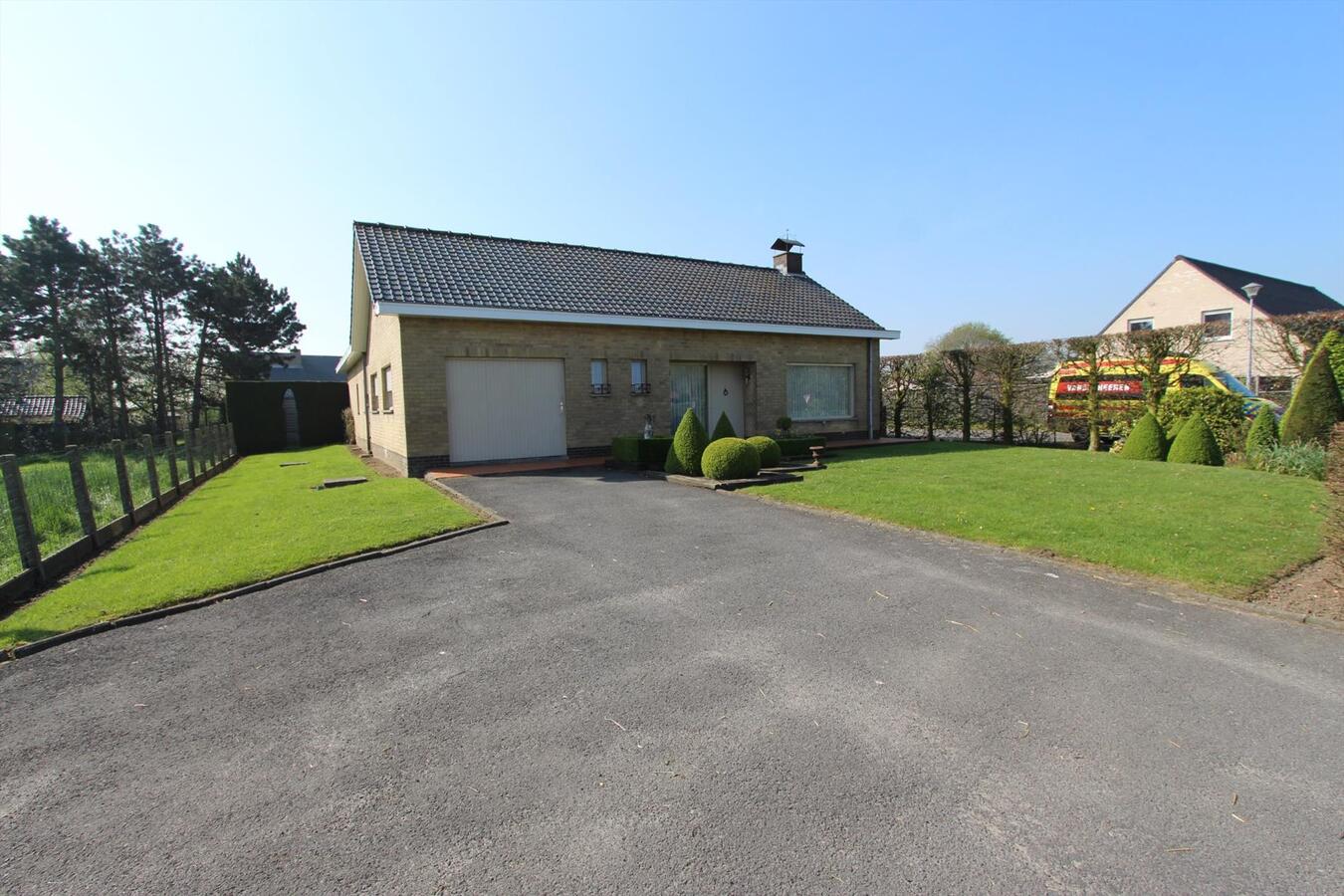 VERKOCHT IN UW BUURT ! 