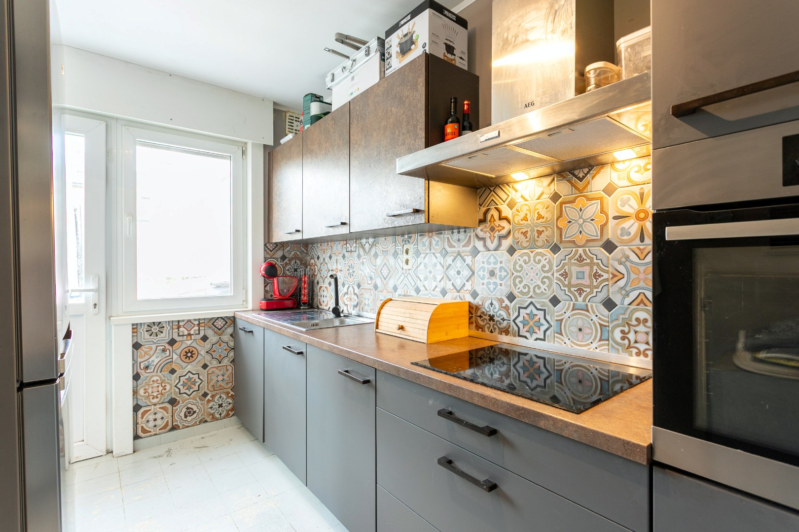 Instapklare woning met 3 slpk, tuin en garage te Lembeek 