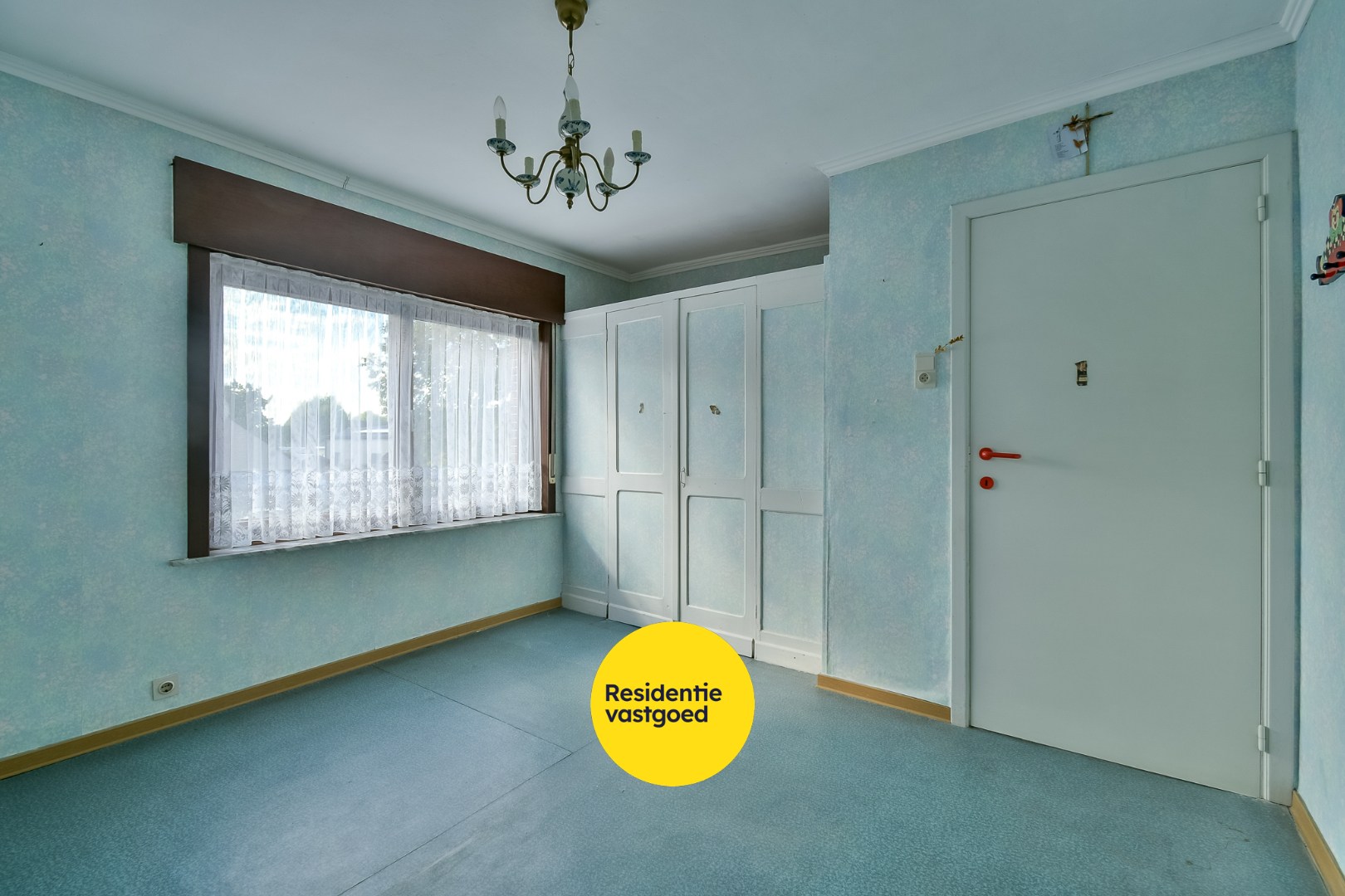 Te renoveren halfopen bebouwing in Kortemark! 