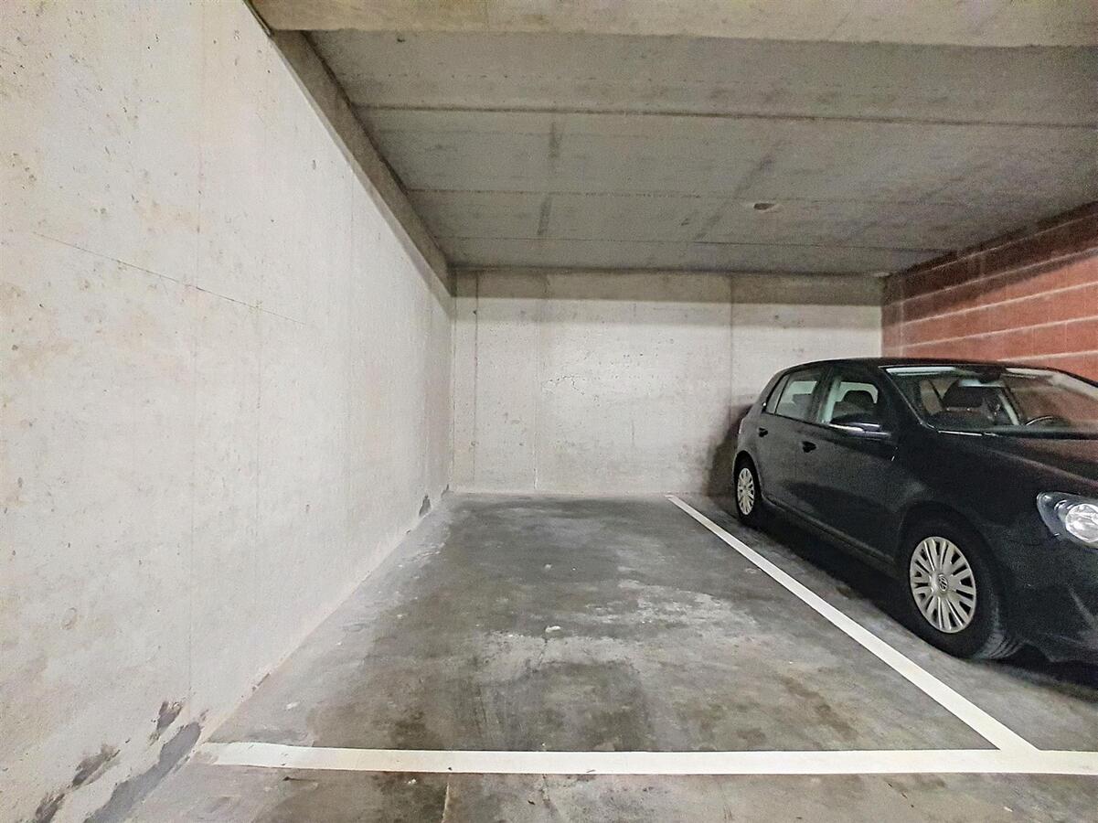 Zeer recent (°2017) woonappartement op de Rederskaai mét autostandplaats - Zeebrugge 