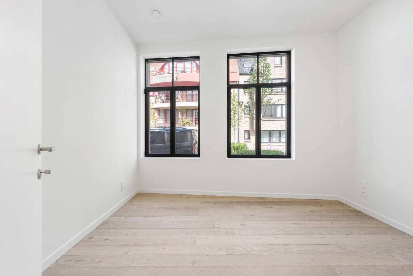 Luxueuze totaalrenovatie | ruim 2 slaapkamer appartement 