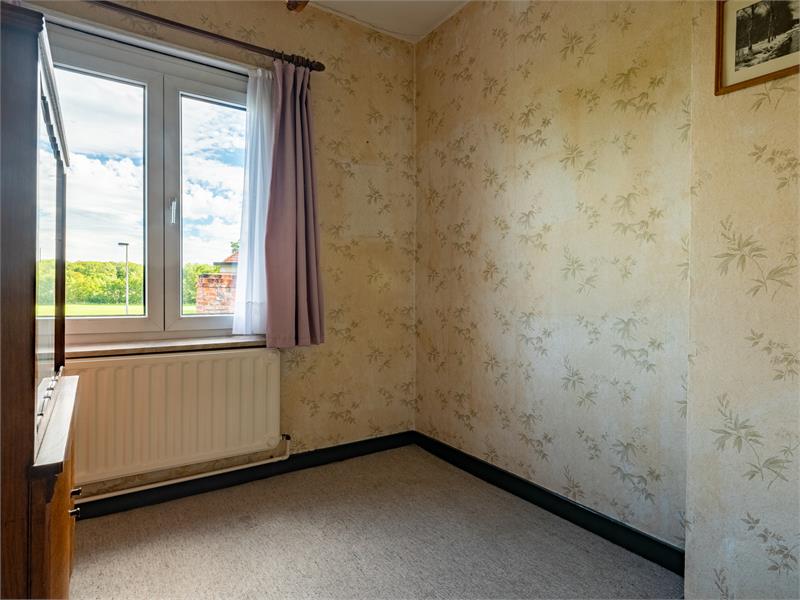 Interessant renovatieproject in groene omgeving 