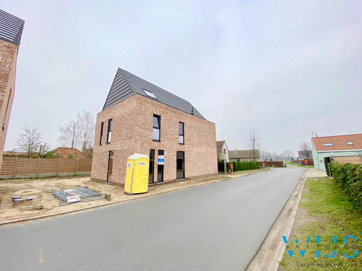ULTRA ruime nieuwbouwwoning met 5 slaapkamers, 2 badkamers te RIEME/ERTVELDE  ! 
