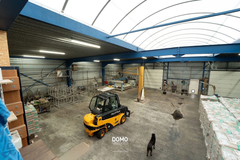Industriehal op een perceeloppervervlakte van 28 are te Halen - bruikbare vloeroppervlakte 580m² 