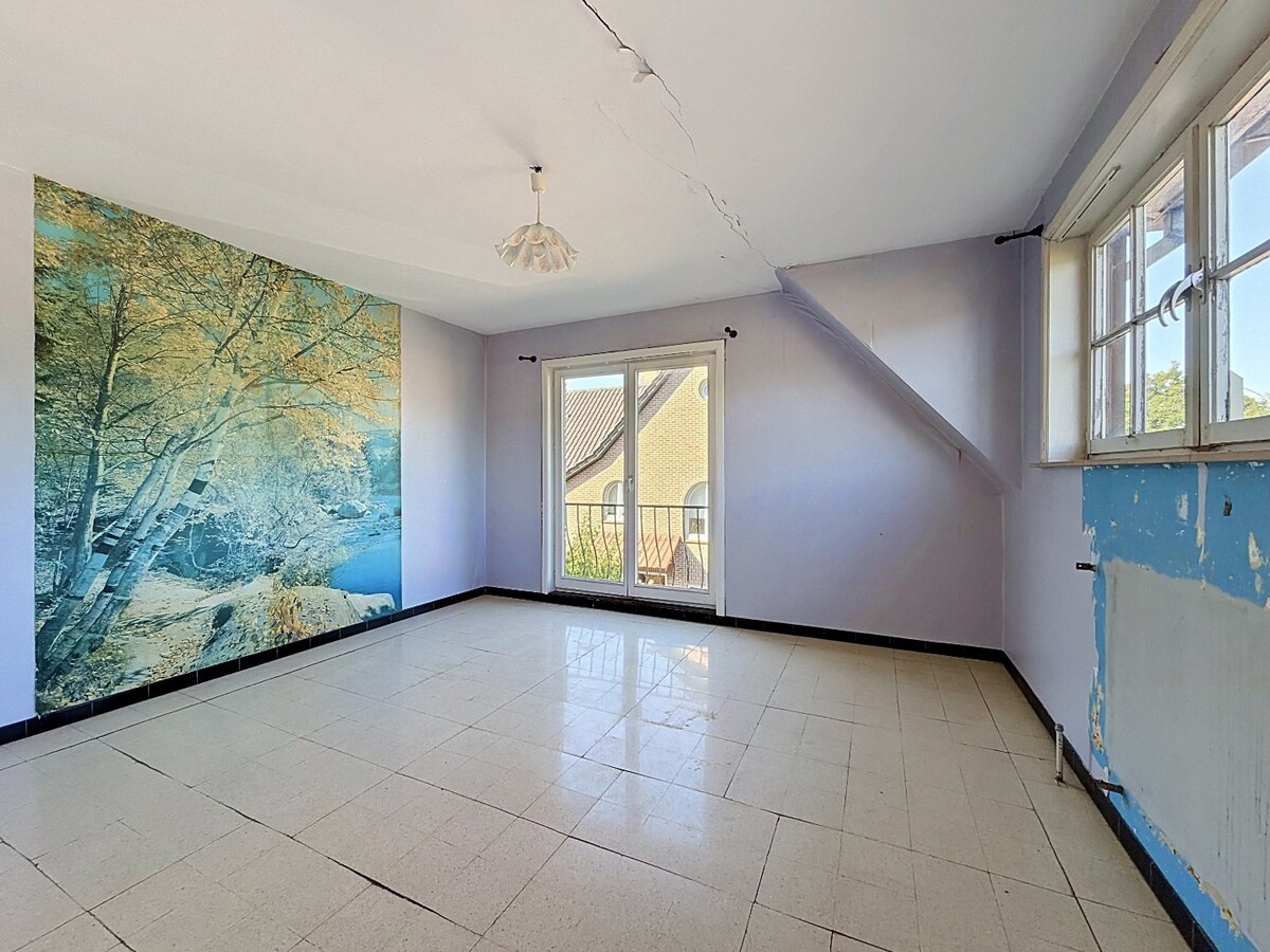 Ruime sixties villa op 3.630m² nabij dorpskern Steenhuize 