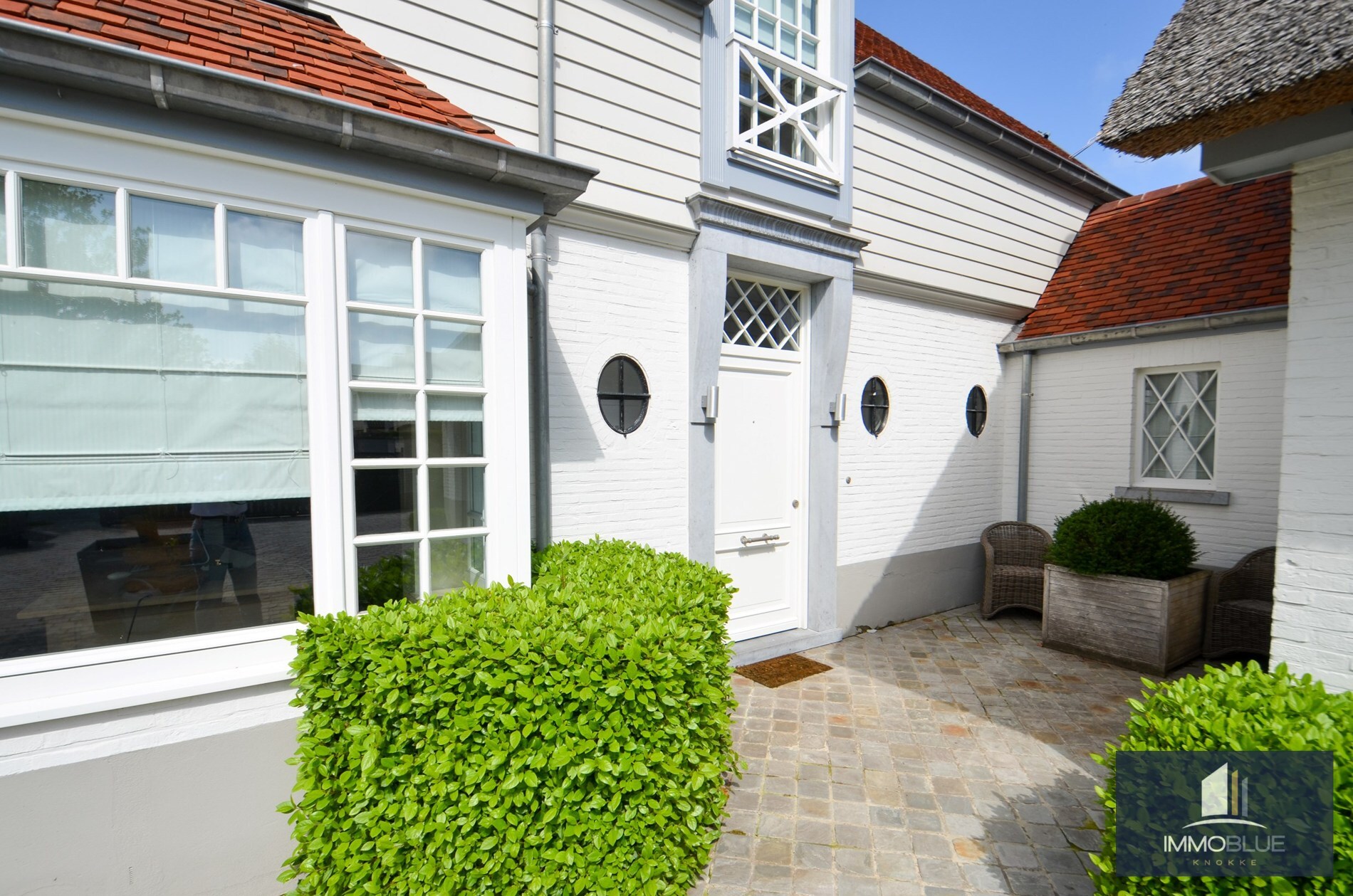 Une villa de charme située dans un quartier résidentiel calme. 