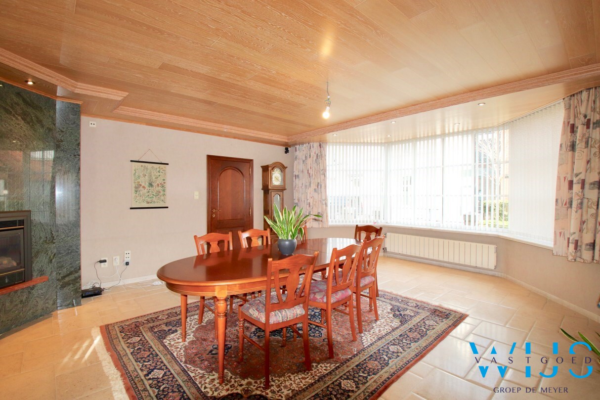 Ongelofelijk ruim woonhuis op een TOPlocatie ! 