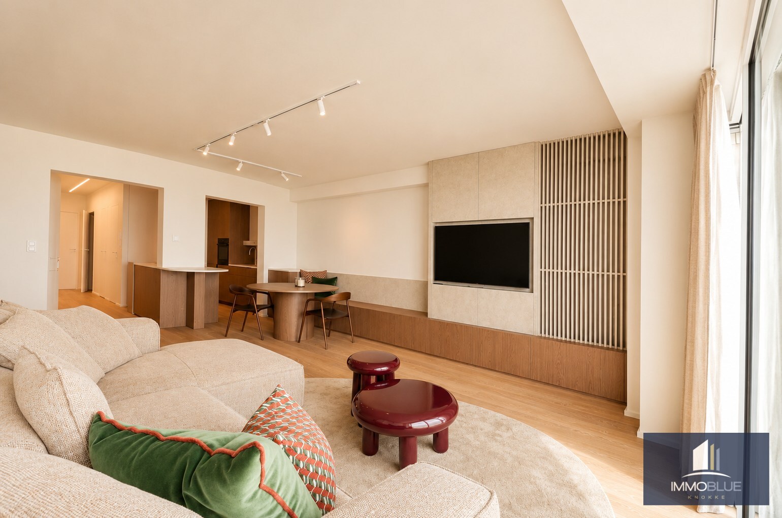 Subliem gerenoveerd appartement met frontaal zeezicht en een tijdloze, uiterst verfijnde afwerking. 