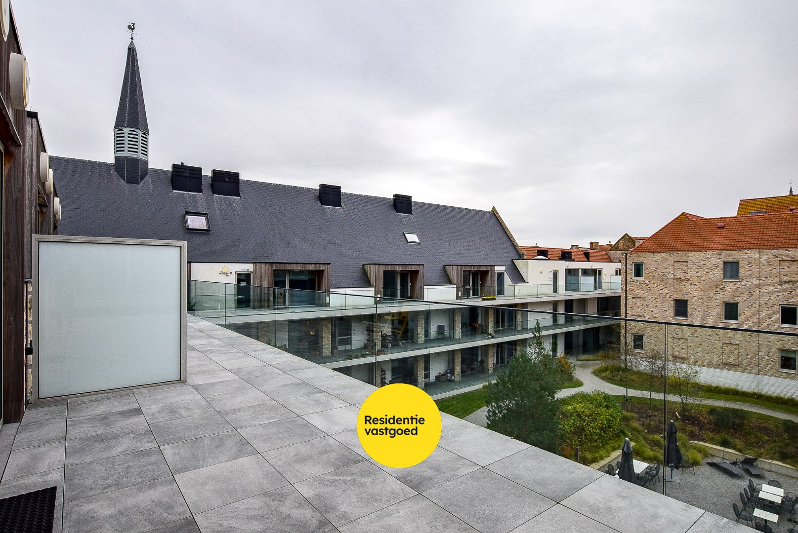 Prachtig 1-slaapkamerappartement (assistentiewoning) in Residentie Clarenhof, uniek wonen in hartje Nieuwpoort. 