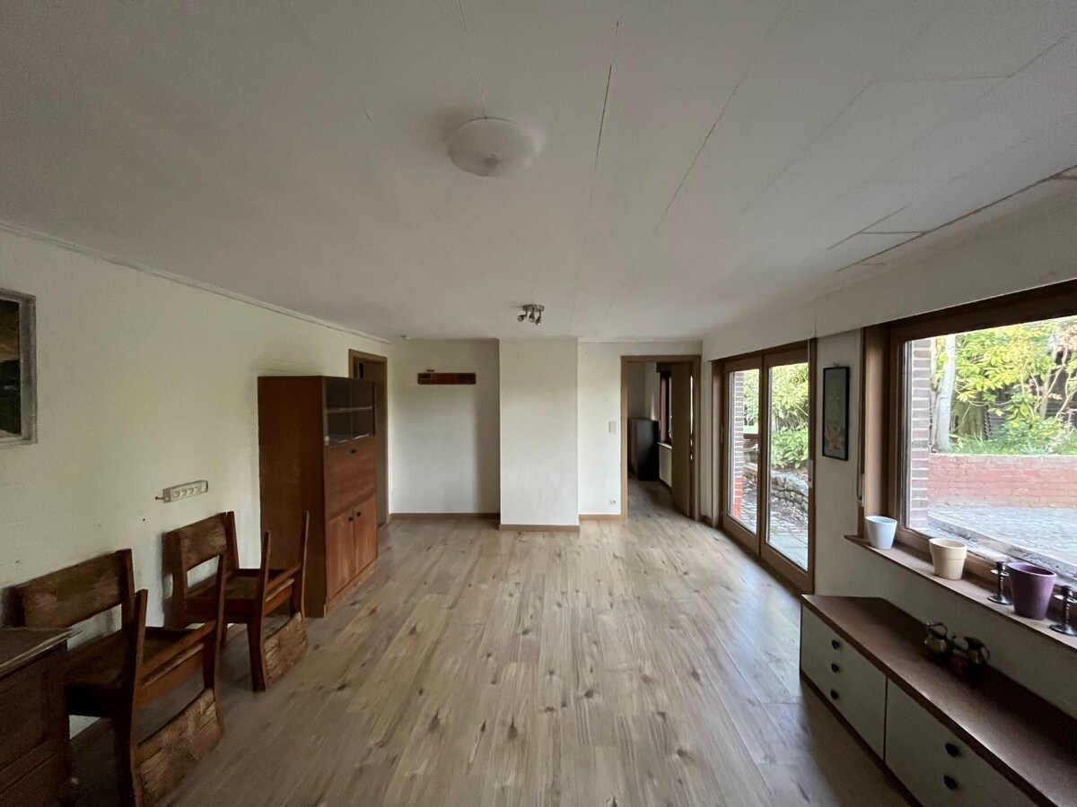 Ruime bungalowwoning. 