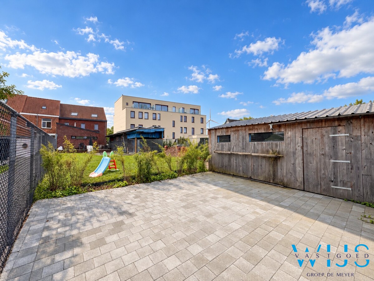 Gerenoveerde woning met ruime tuin in Doornzele/Desteldonk 
