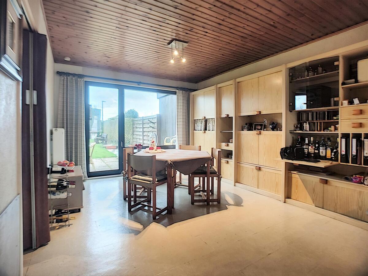 Zeer goed gelegen woning op perceel van 428m² - Heist 