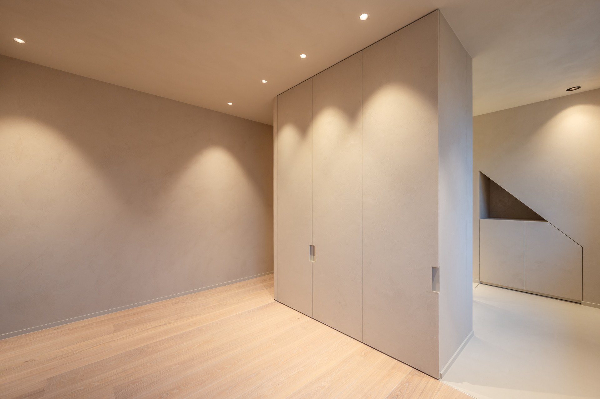 Luxe, comfort kortom een prachtig gerenoveerde woning in hartje Knokke. 