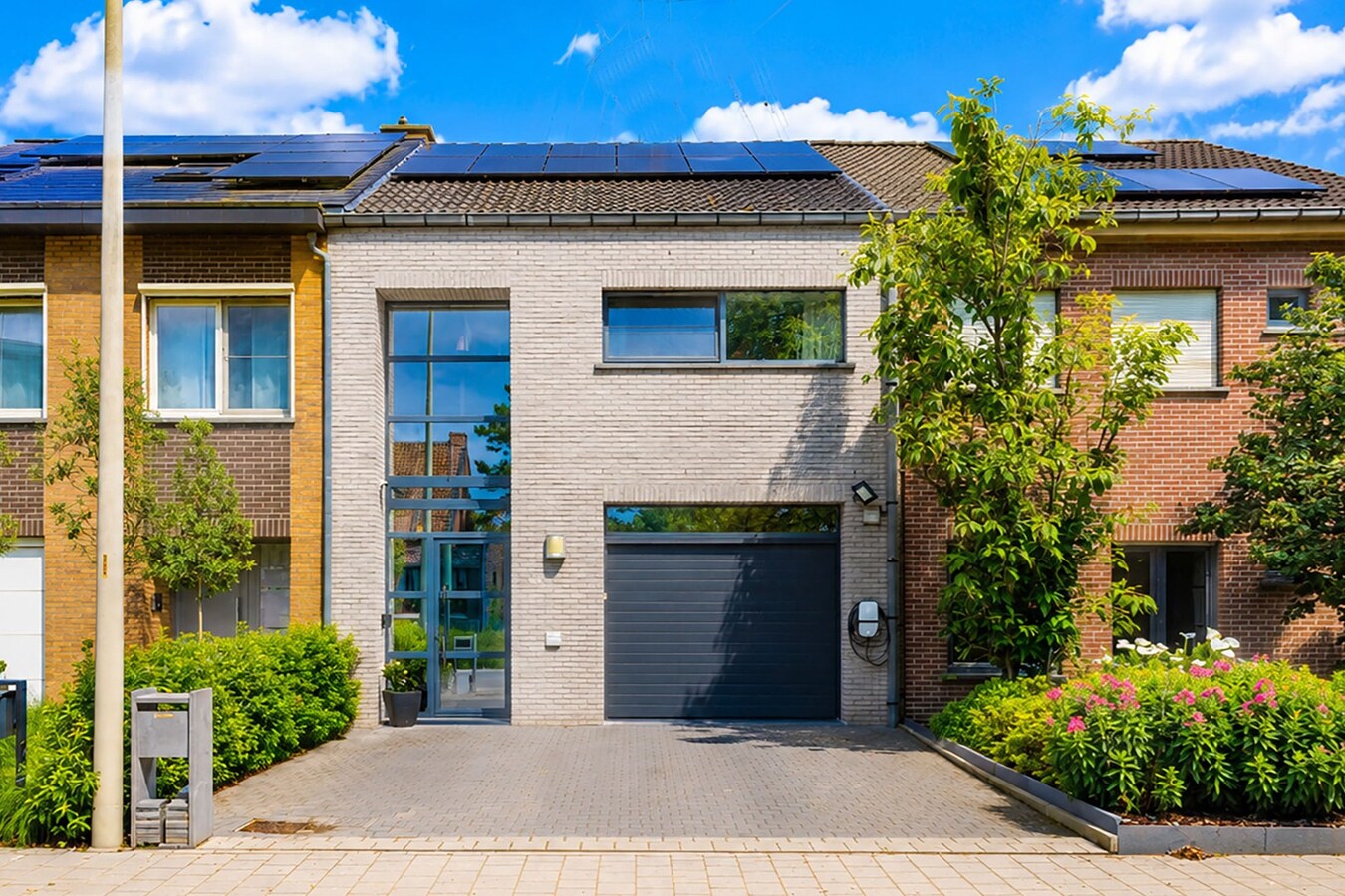 Instapklare, energiezuinige woning - 4 slpks - tuin - zwembad 