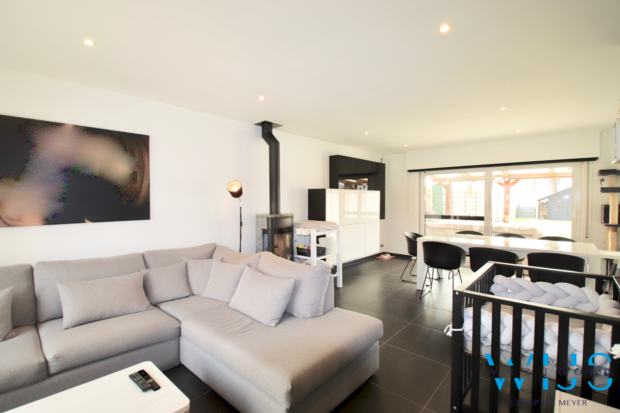 Toffe gezinswoning met 3 slaapkamers, garage &amp; zonnige tuin te Ertvelde Rieme! 