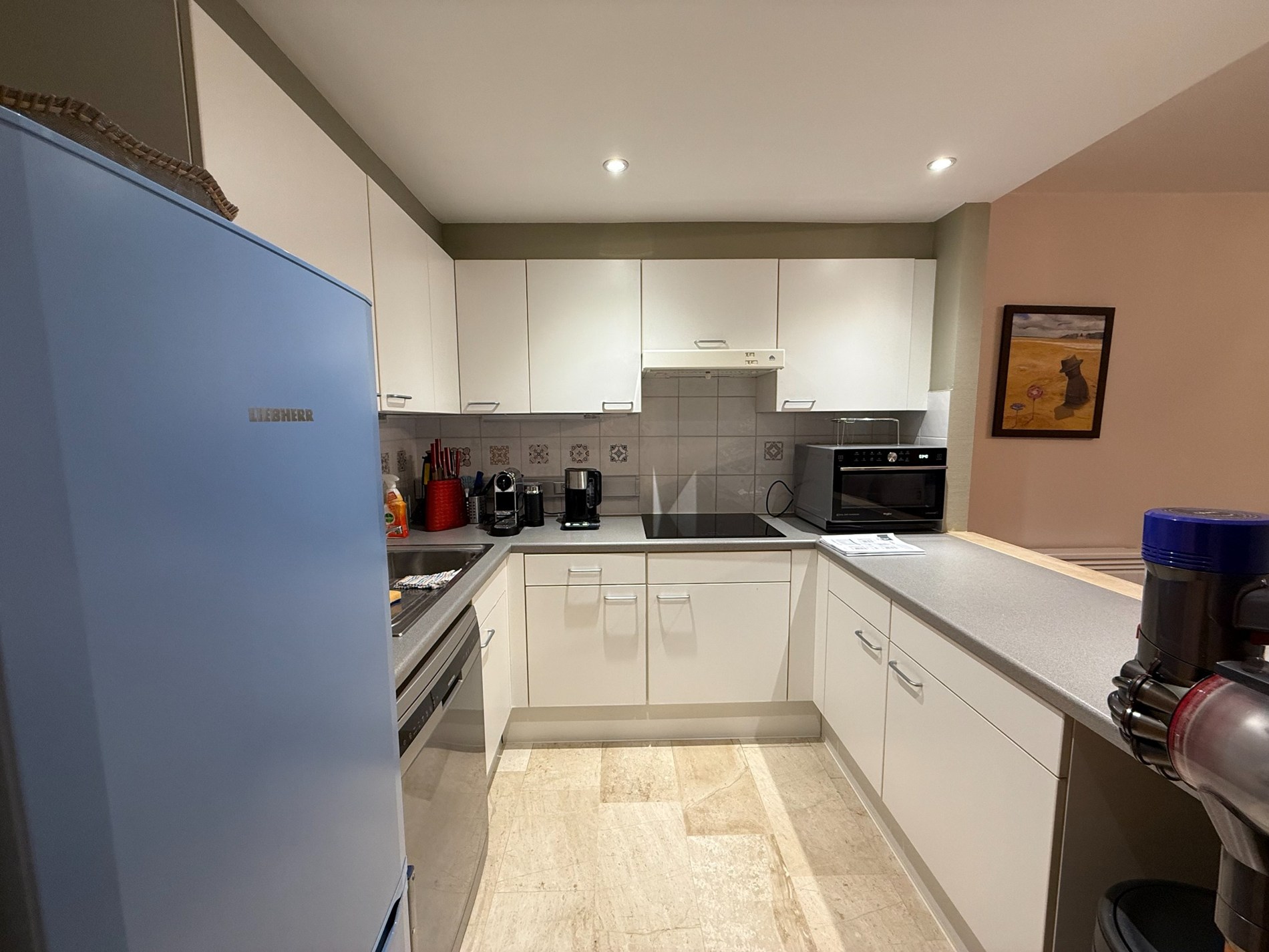 Appartement meublé - Appartement confortable près de la plage (place Rubens) et de l'avenue Lippens. 