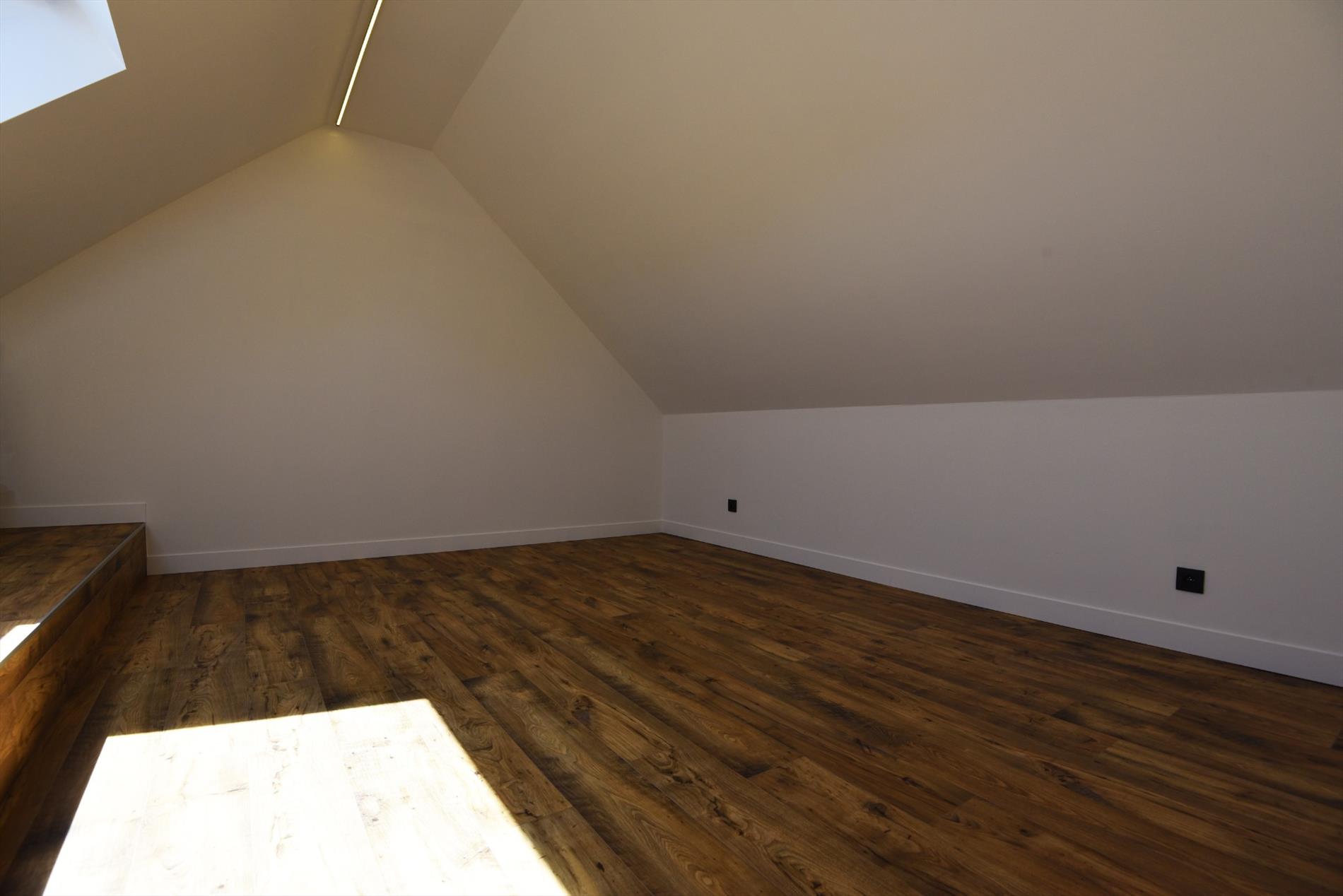 Duplex appartement met 2 slpk en terras te ADEGEM 