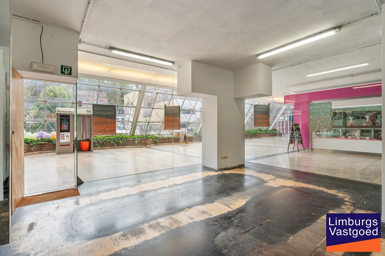 Commercieel uitstekend gelegen handelspand, 39m² 