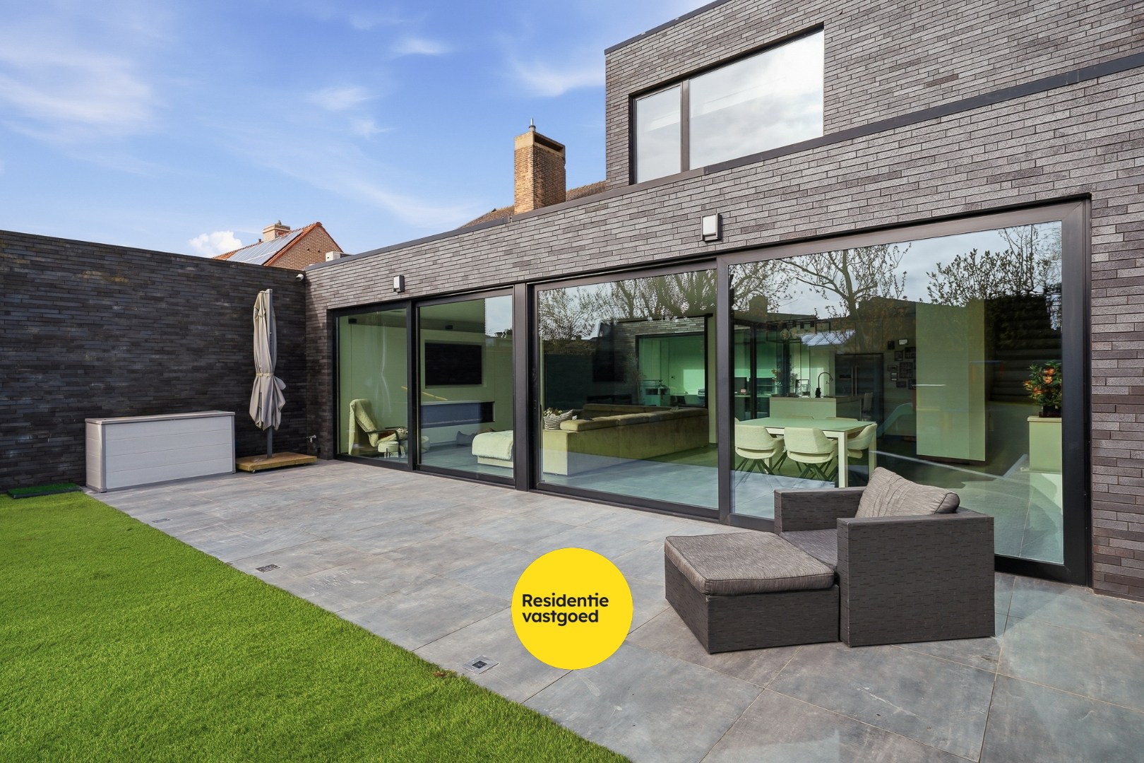 Ruime lichtrijke nieuwbouwvilla in centrum Oudenburg 