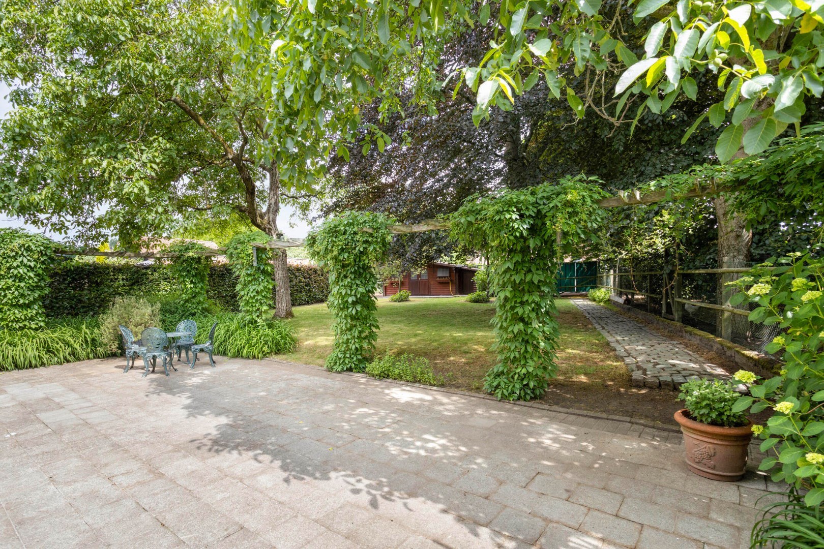 Charmante woning van 256 m2 met 4 slaapkamers te Wommelgem! 