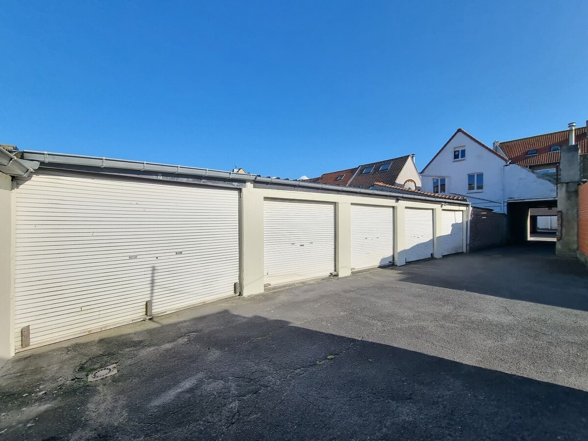 Garageboxen op centrale locatie in Heist 