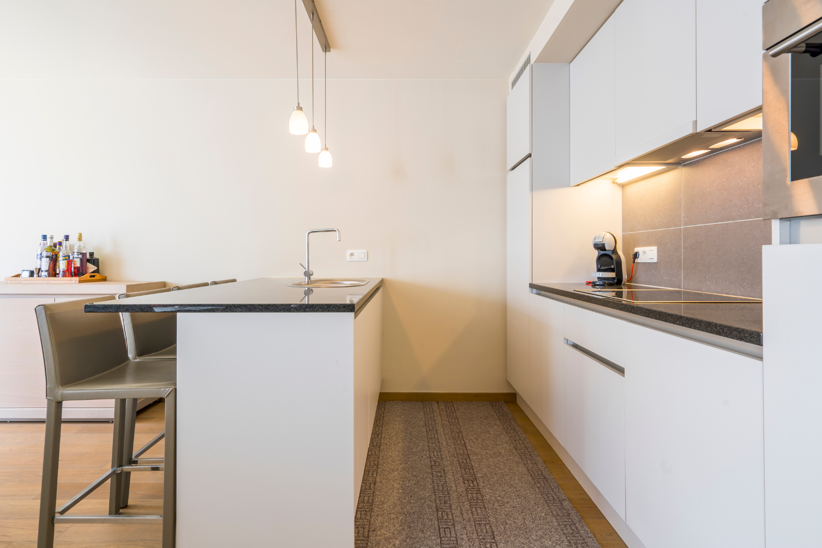 RUIM 2 SLAAPKAMER APP. MET TERRAS IN CENTRUM OOSTENDE 