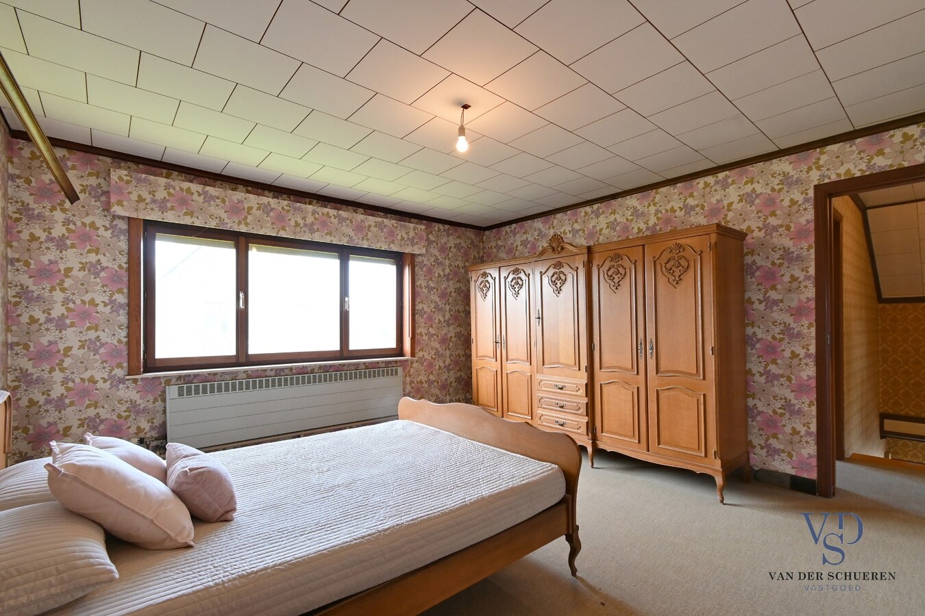 Te renoveren eigendom op gunstige ligging 