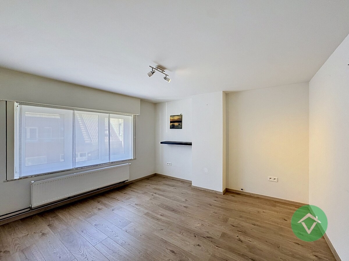 Instapklare woning met 3 slaapkamers en tuin te Eernegem 
