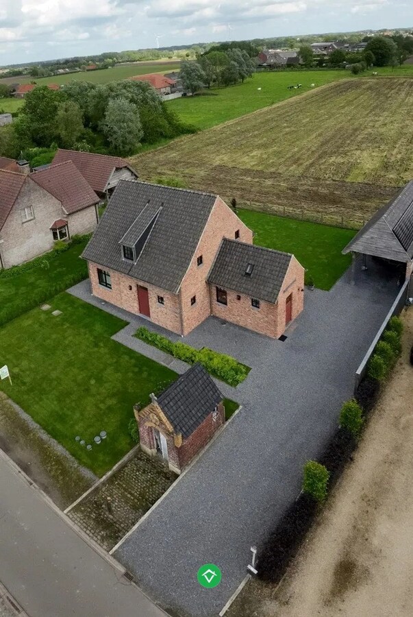 Alleenstaande nieuwbouwwoning te Aartrijke 