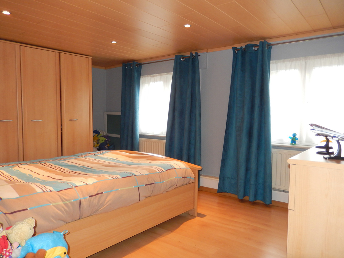 Woning met mogelijkheid tot uitbaten handelspand 