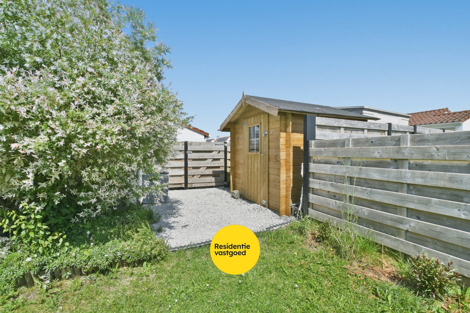 Charmant vissershuisje met 3 slaapkamers en prachtig open polderzicht 