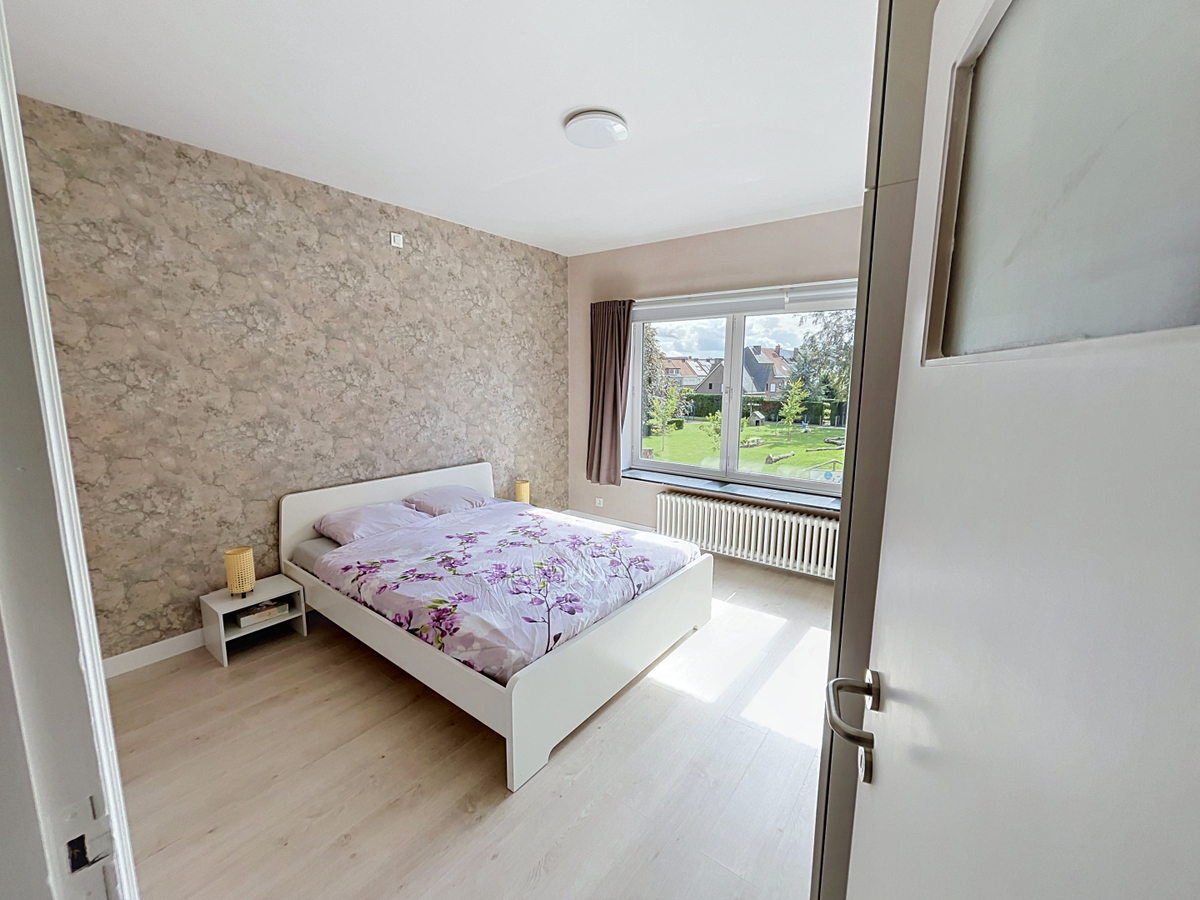 Topappartement met 2 slaapkamers centrum Zottegem/ station 