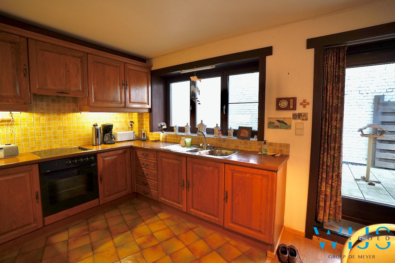 Praktisch appartement met 2 slaapkamers in hartje Evergem ! 