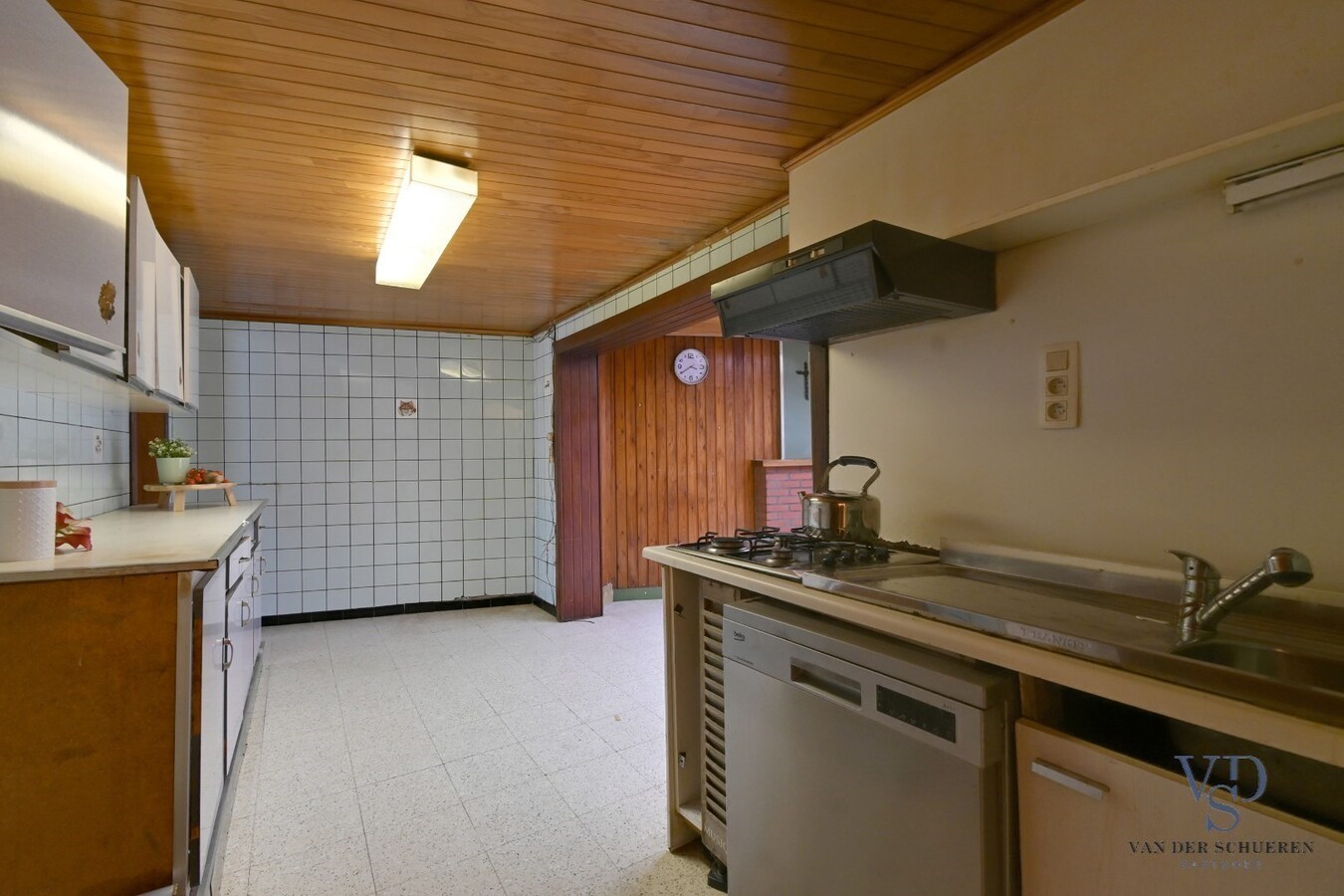 Woning met belendend perceel weiland 