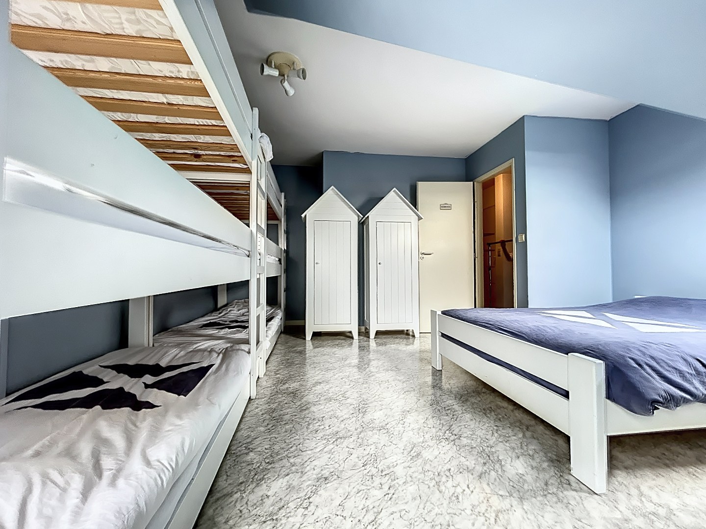 DUPLEX-APPARTEMENT MET 1 SLPK EN TERRAS 