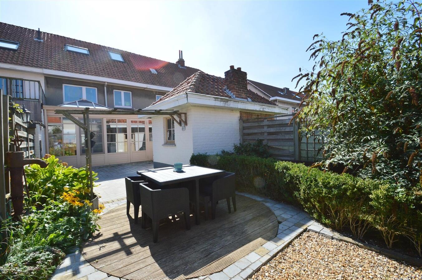 Leuke gezinswoning met aangelegd terras - Heist 