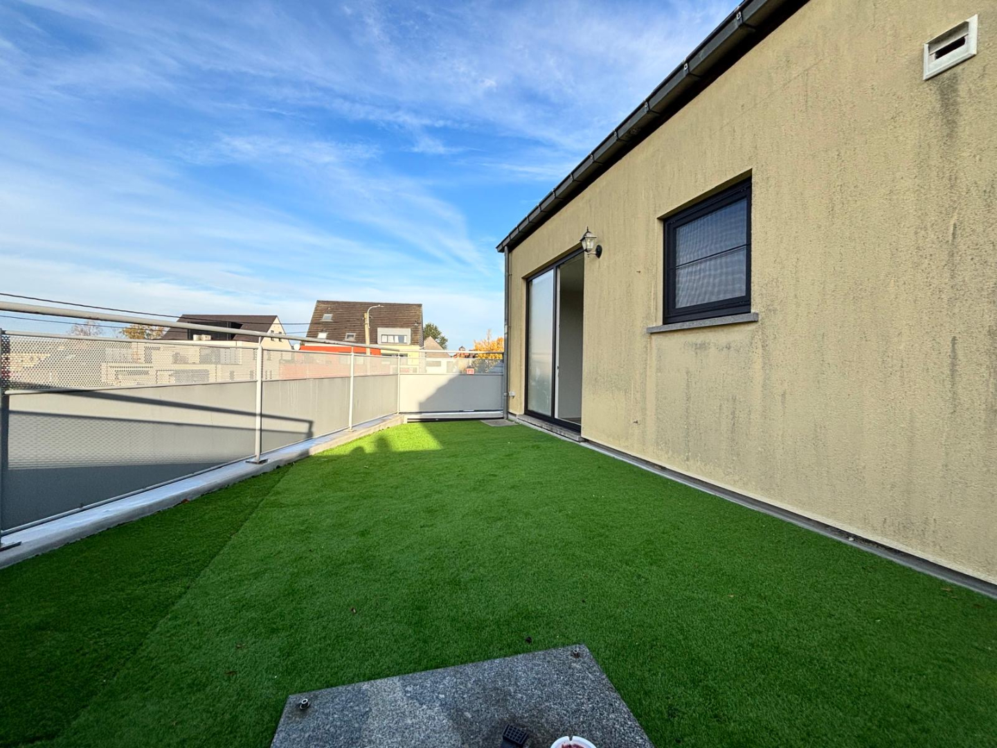 Ruime gerenoveerde duplex nabij centrum Balen te huur 