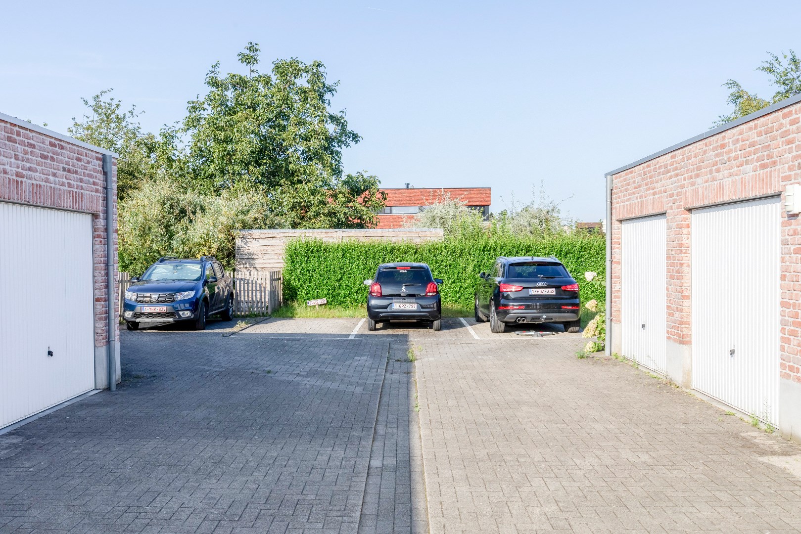 Goed onderhouden app. met groot terras te Astene (bouwjaar 2015) VRIJ BIJ AKTE 