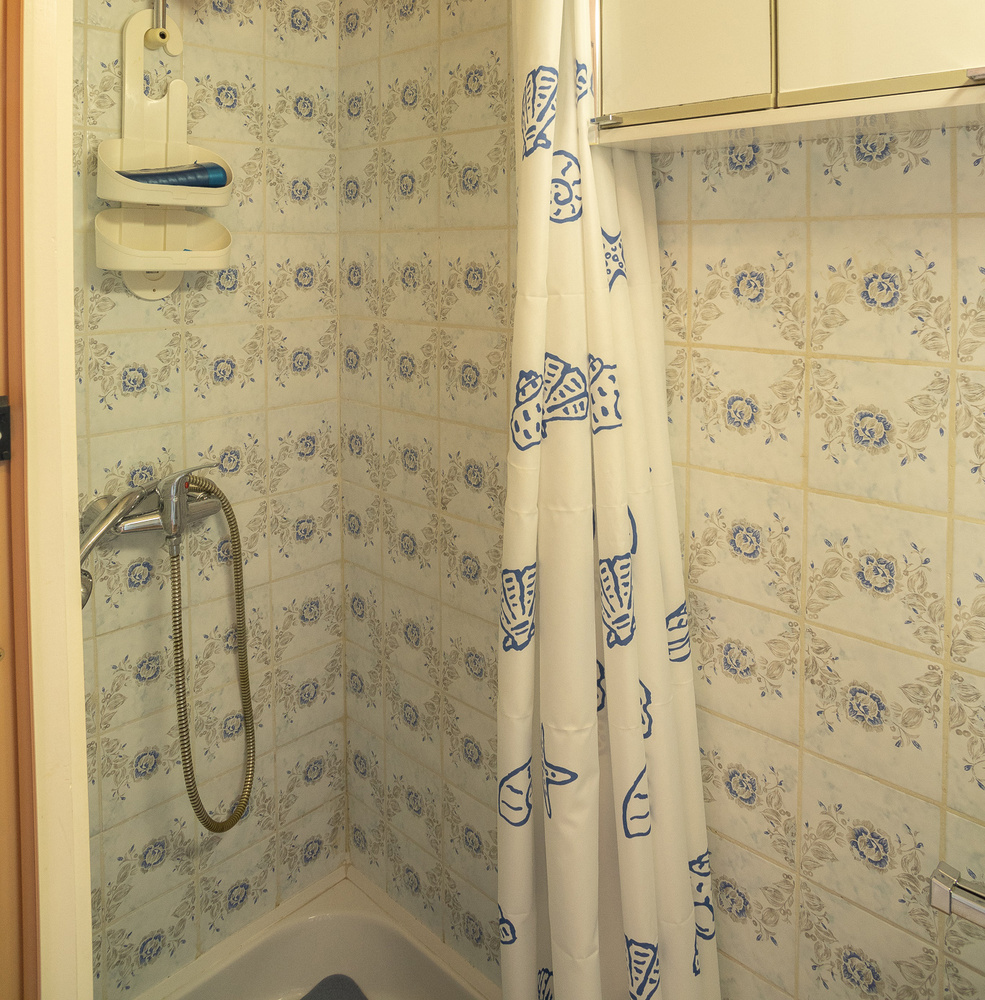 Rustig gelegen appartement, fenomenaal zeezicht, met 1 slaapkamer 