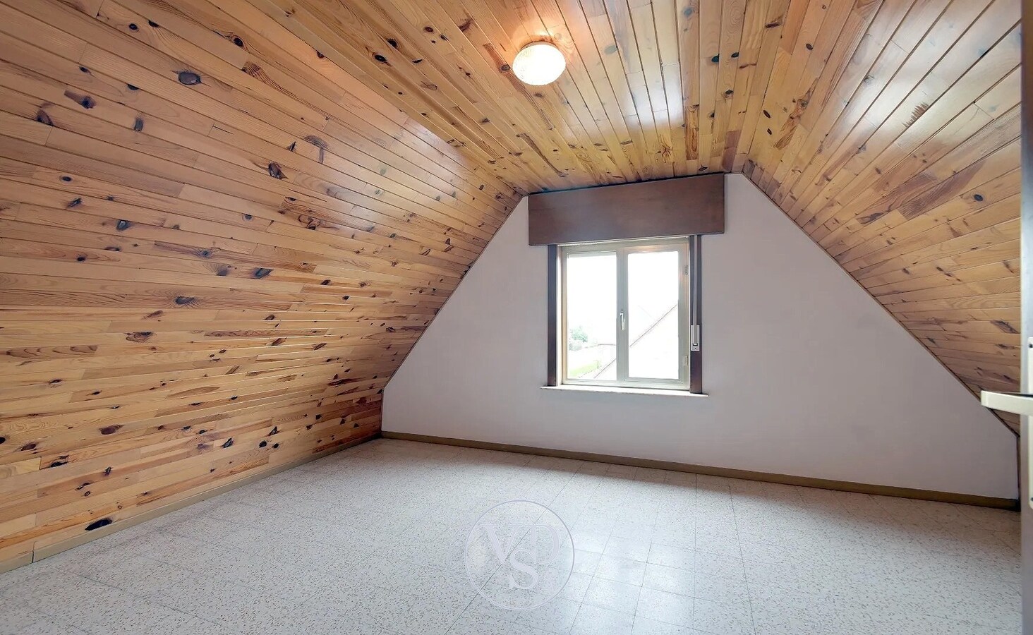 Ruime, degelijke woning 
