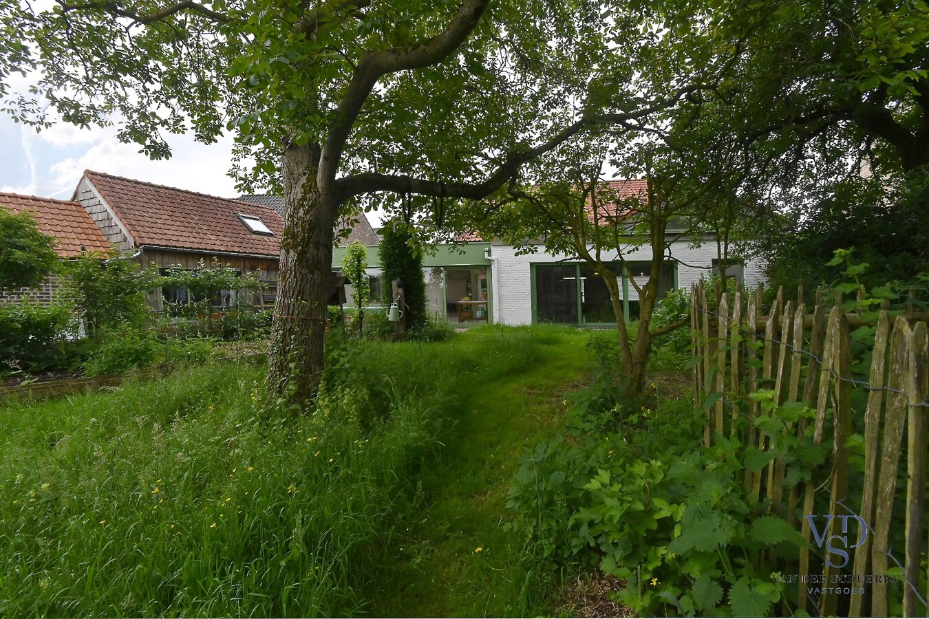 Ruim (> 280 m²) en ecologisch wonen. 