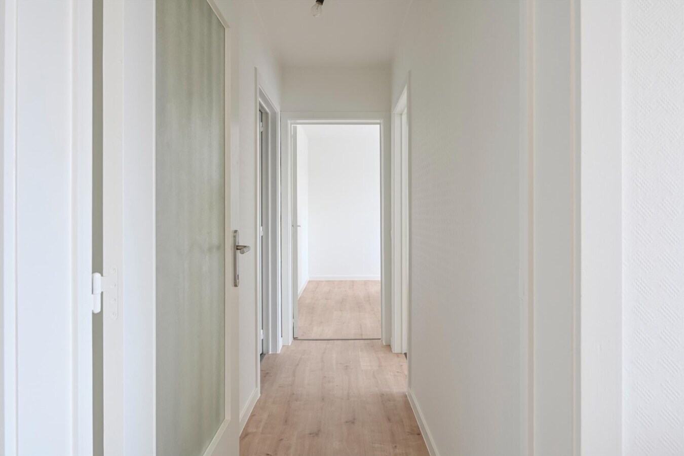 Appartement met 2 slaapkamers en autostandplaats te Roeselare 