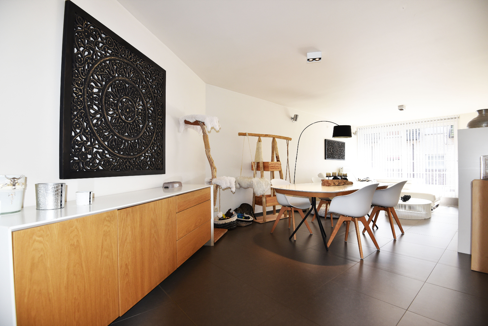 Energiezuinige bel-etage met ruime garage en 3 slpks nabij centrum Maldegem 